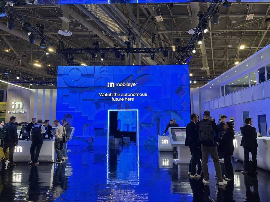 Walk-in LED Cube entrance at Mobileye's CES 2023 booth